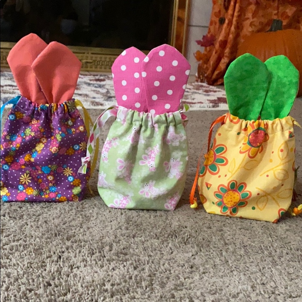 Super cute bunny bags!!